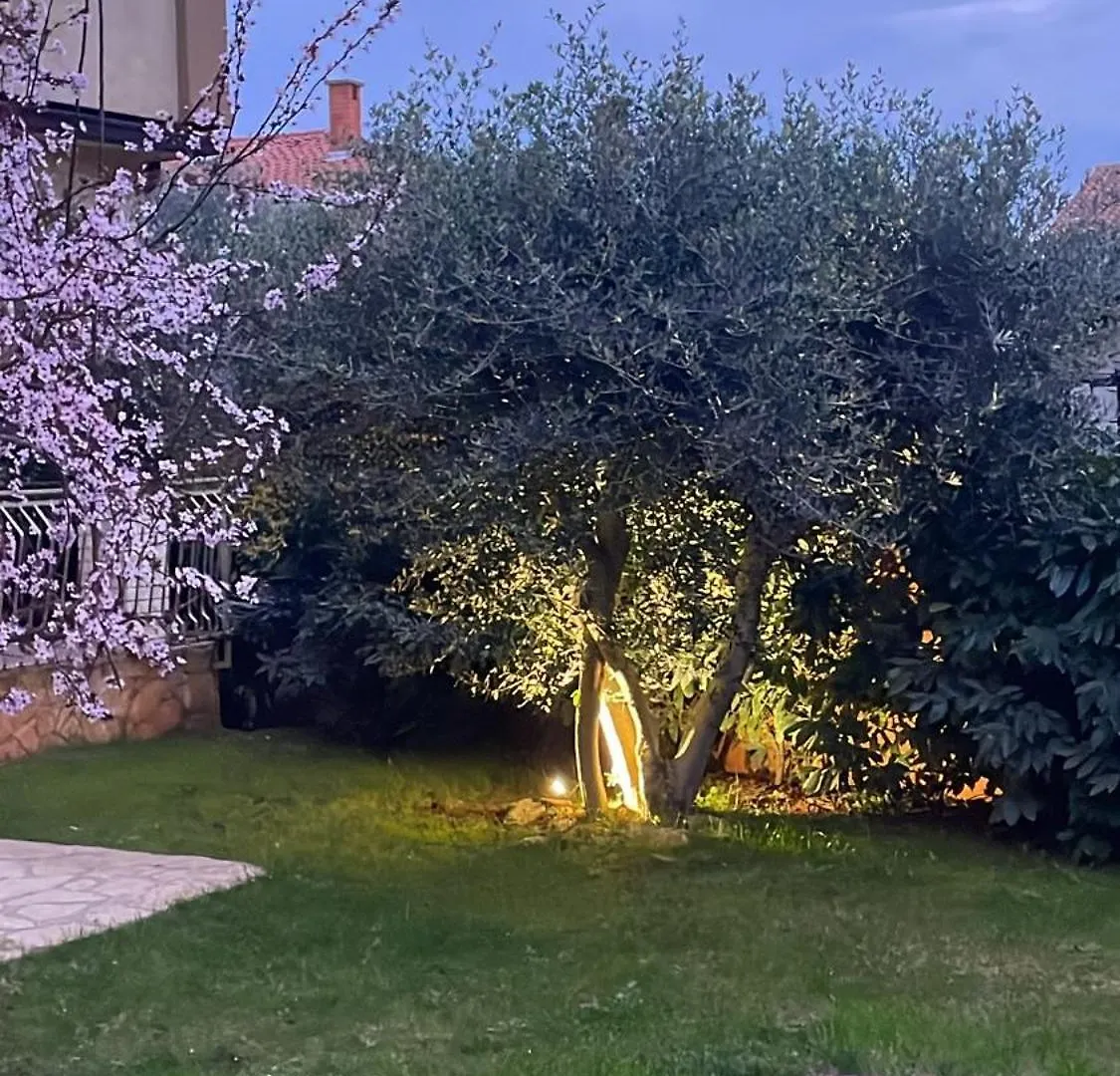 Apartmani Marco 2 Новиград